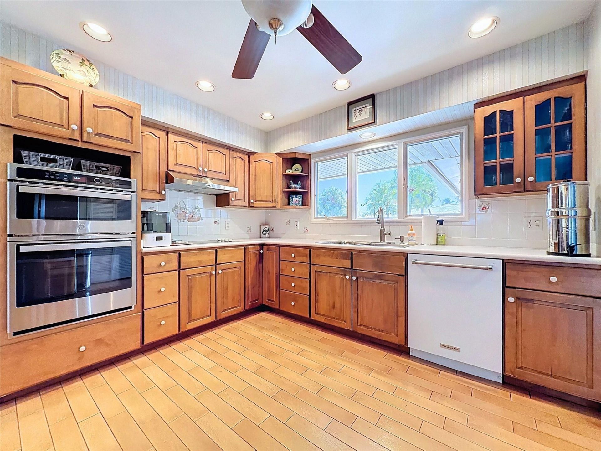 241 Corsair Avenue, Lauderdale by the Sea, FL 33308 Photo