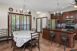 366 Gallery Cliff Drive  photo 4