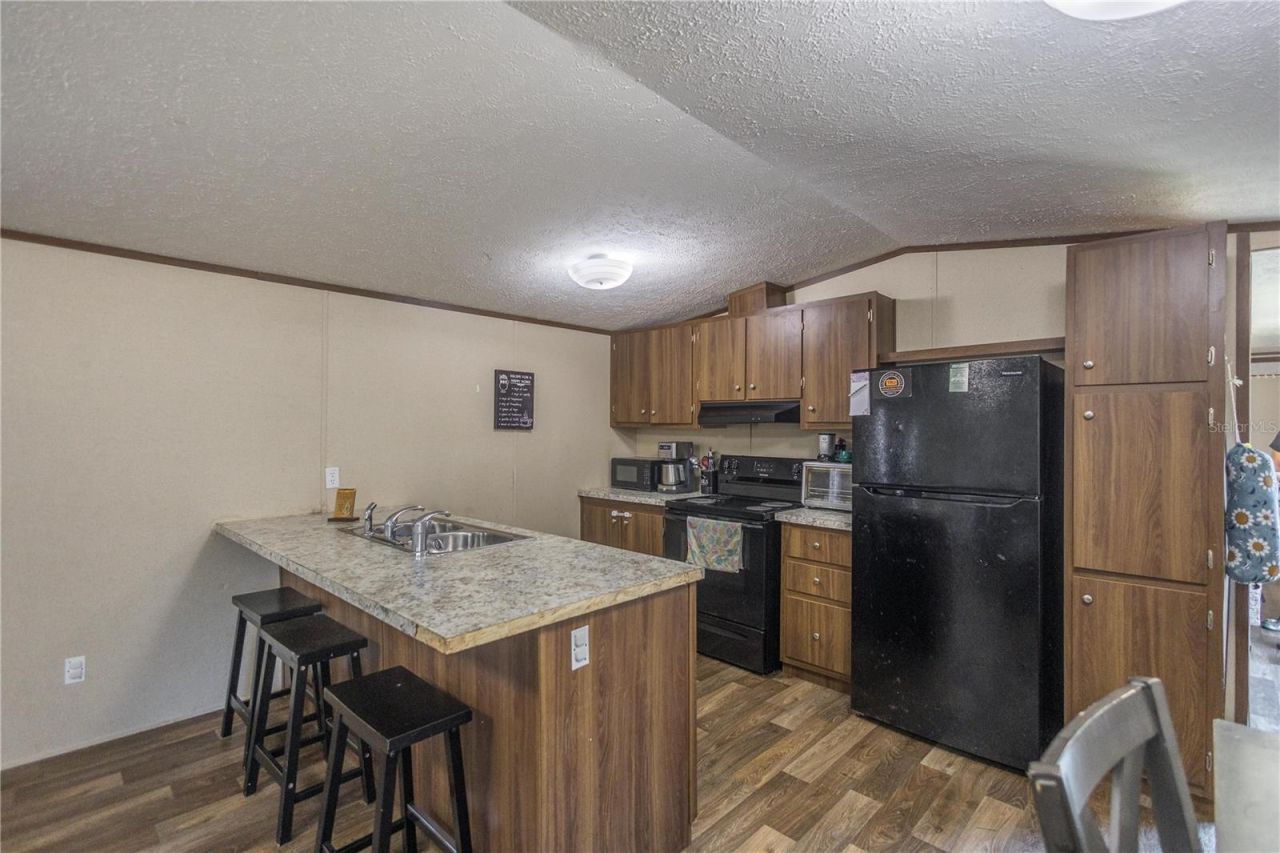 6170 SE 220th Avenue, Morriston, FL 32668 Photo