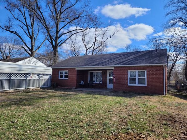 921 Airport Road, Mt Vernon, IL 62864