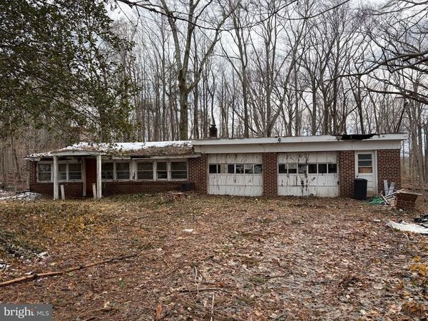 8191 FOX STREET, MANASSAS, VA 20112