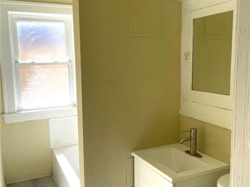 957 E 143rd Street, Cleveland, OH 44110 Photo 20