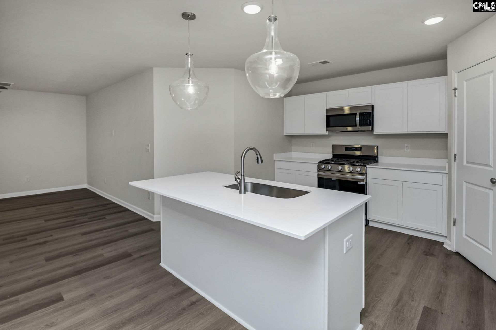 1069 Tabor Place Photo 31