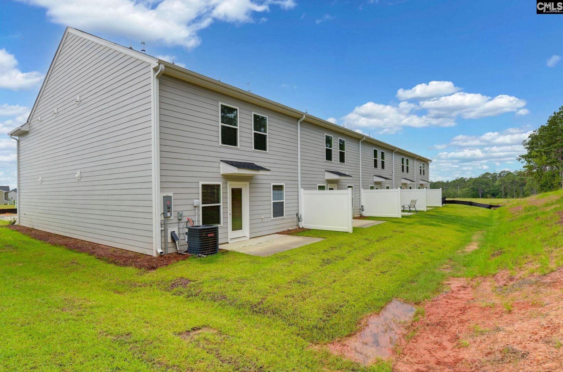 1069 Tabor Place Photo 8