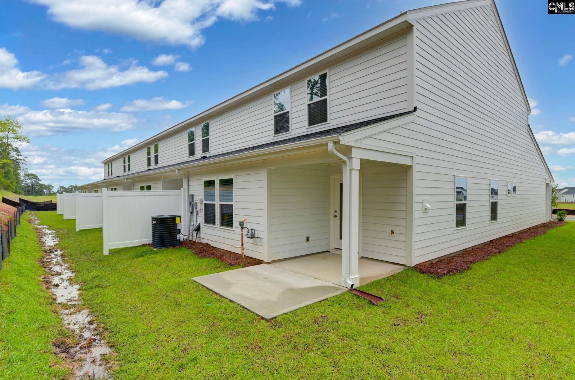 1069 Tabor Place Photo 9