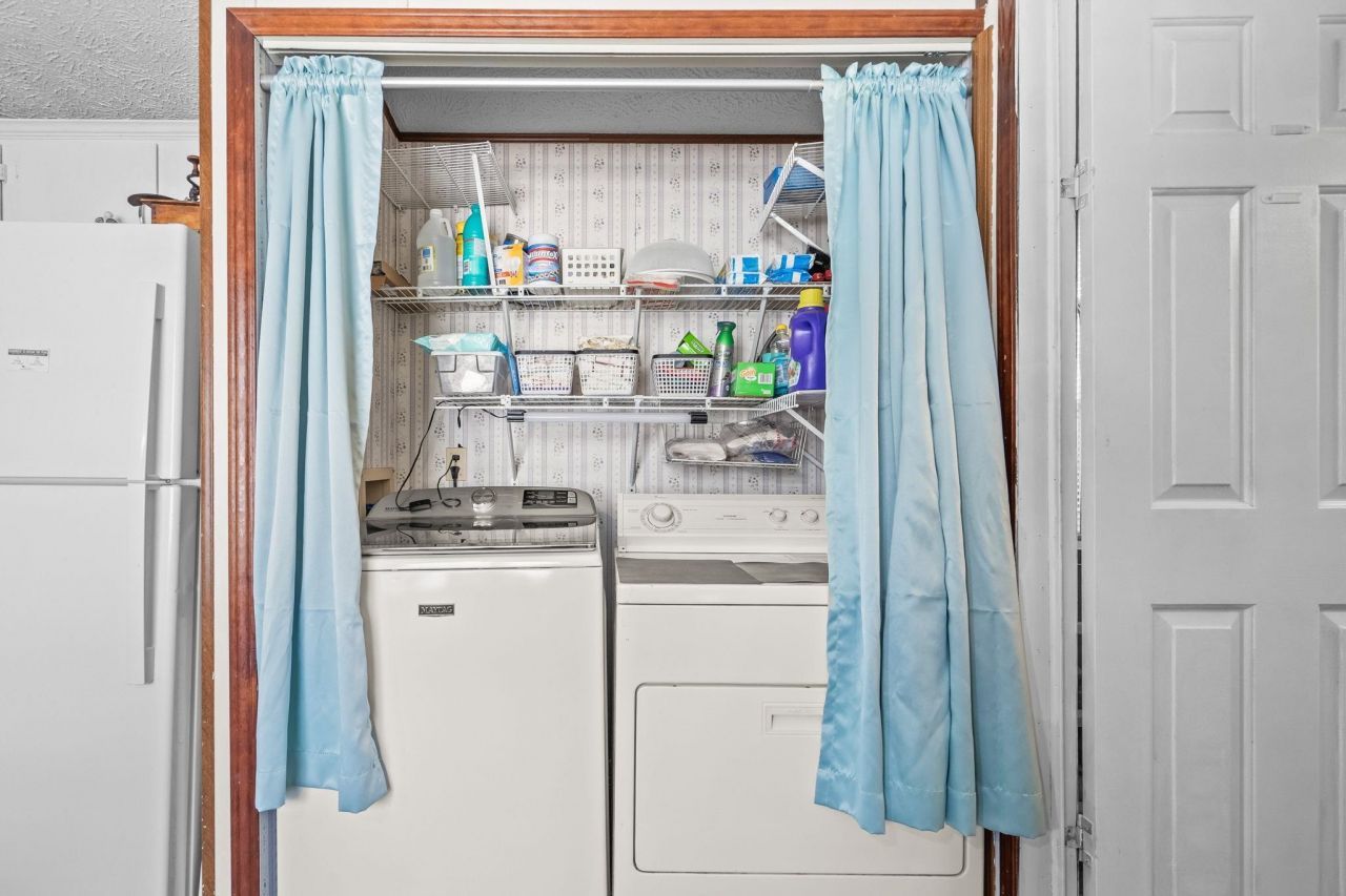 31 Burr Circle  Photo 18