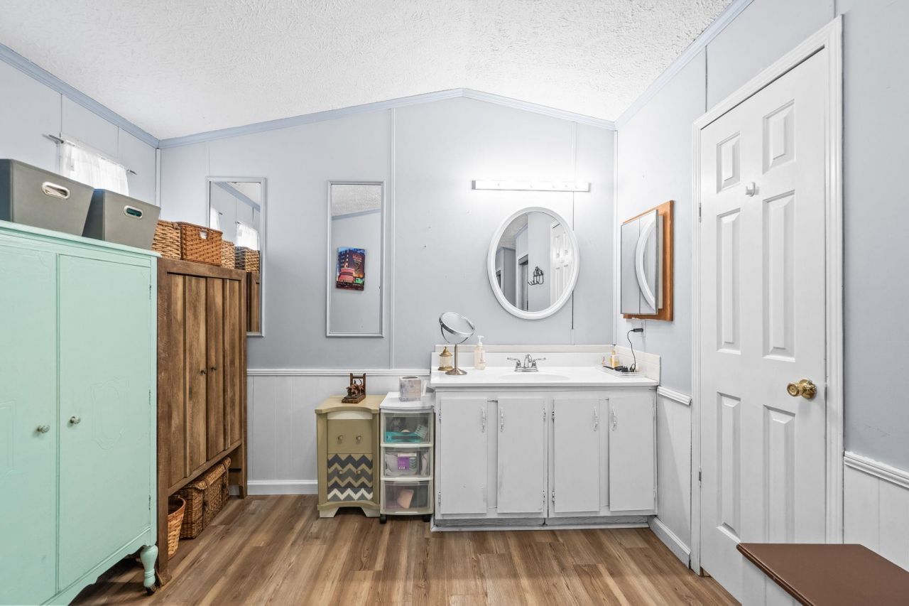 31 Burr Circle  Photo 30