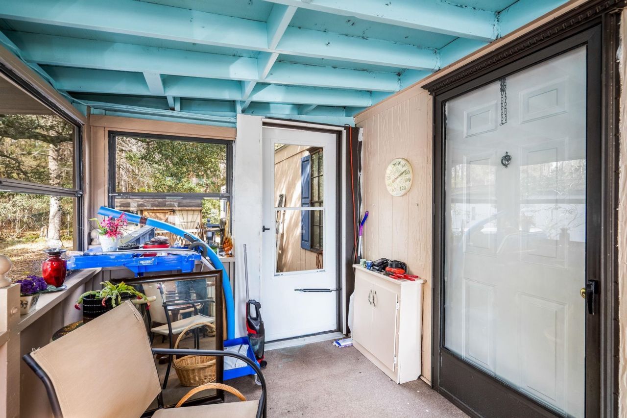 31 Burr Circle  Photo 37