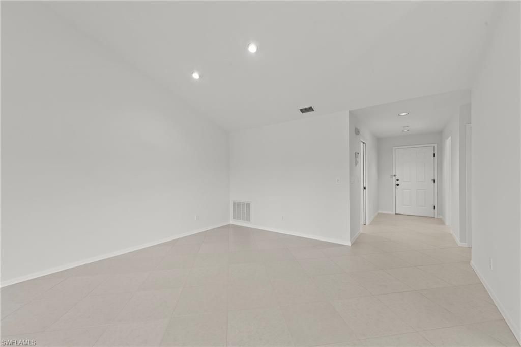 8291 Grand Palm Dr, Unit 2, Estero, FL 33967 Photo