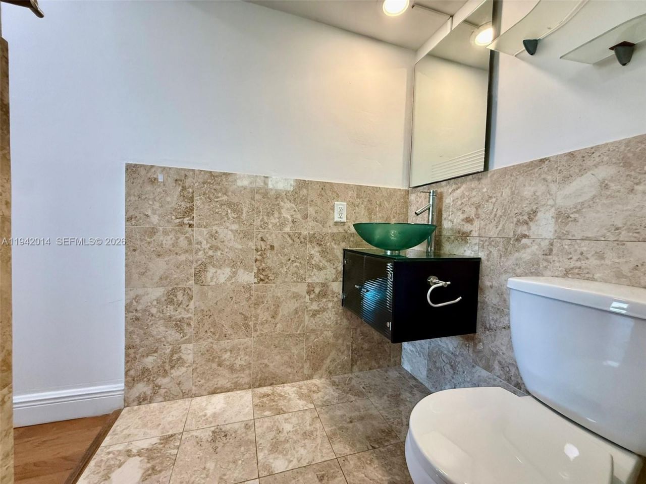 1605 Bay Rd , Unit 407, Miami Beach, FL 33139 Photo