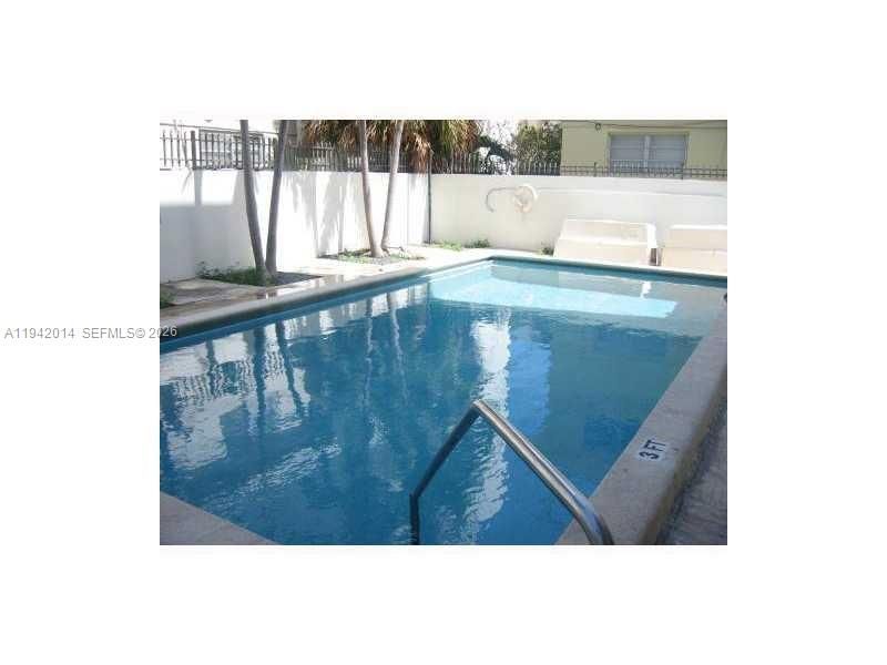 1605 Bay Rd , Unit 407, Miami Beach, FL 33139 Photo