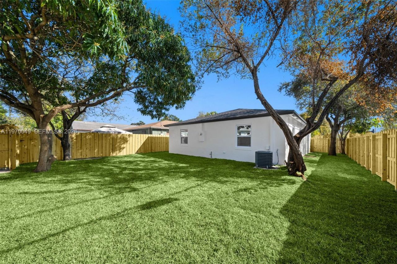 2241 Hope St , Hollywood, FL 33020 Photo