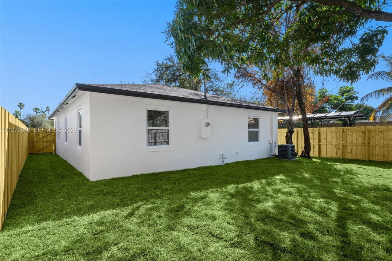 2241 Hope St , Hollywood, FL 33020 Photo