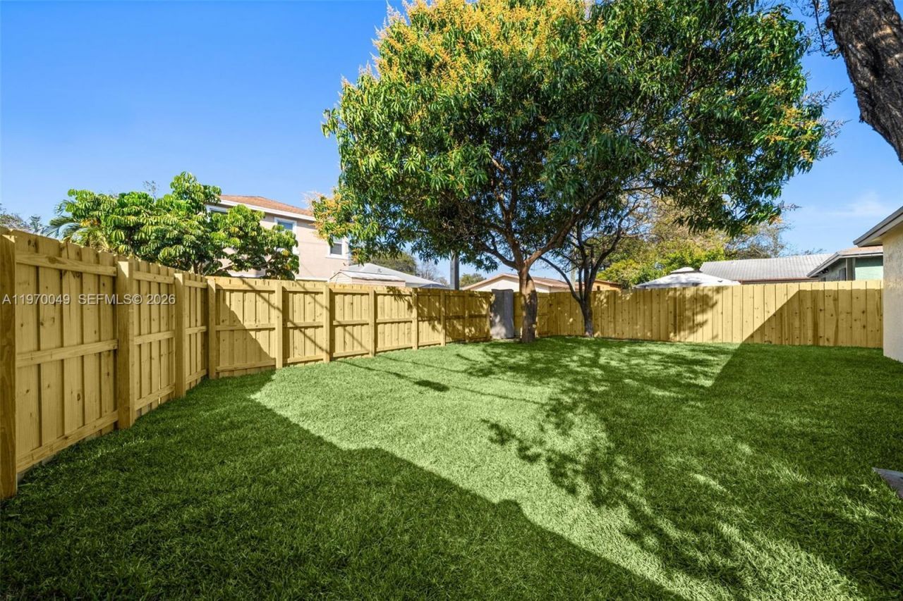 2241 Hope St , Hollywood, FL 33020 Photo