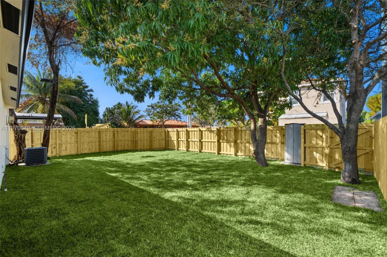 2241 Hope St , Hollywood, FL 33020 Photo