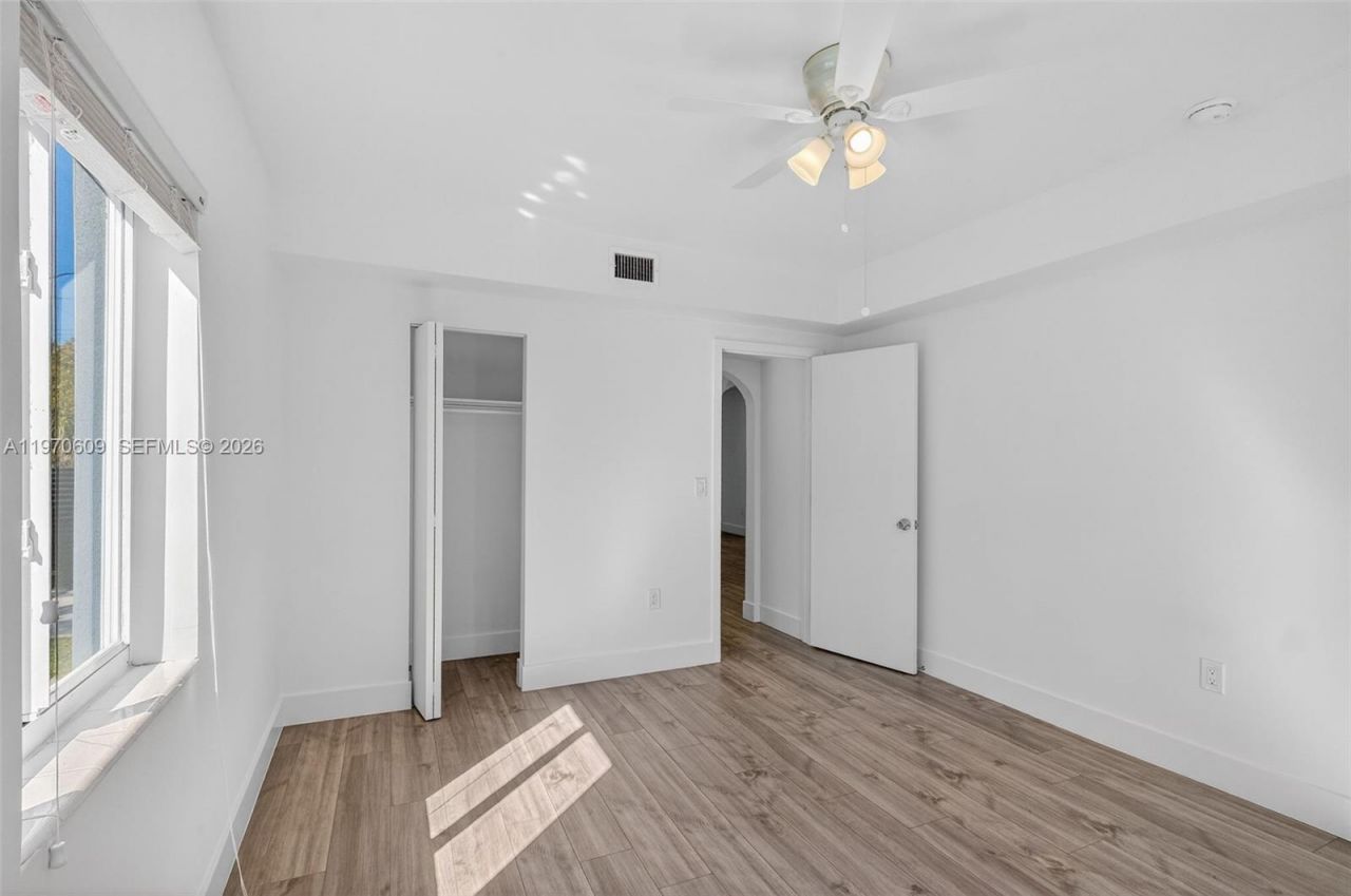 1801 SW 5th St, Unit 1801, Miami, FL 33135 Photo