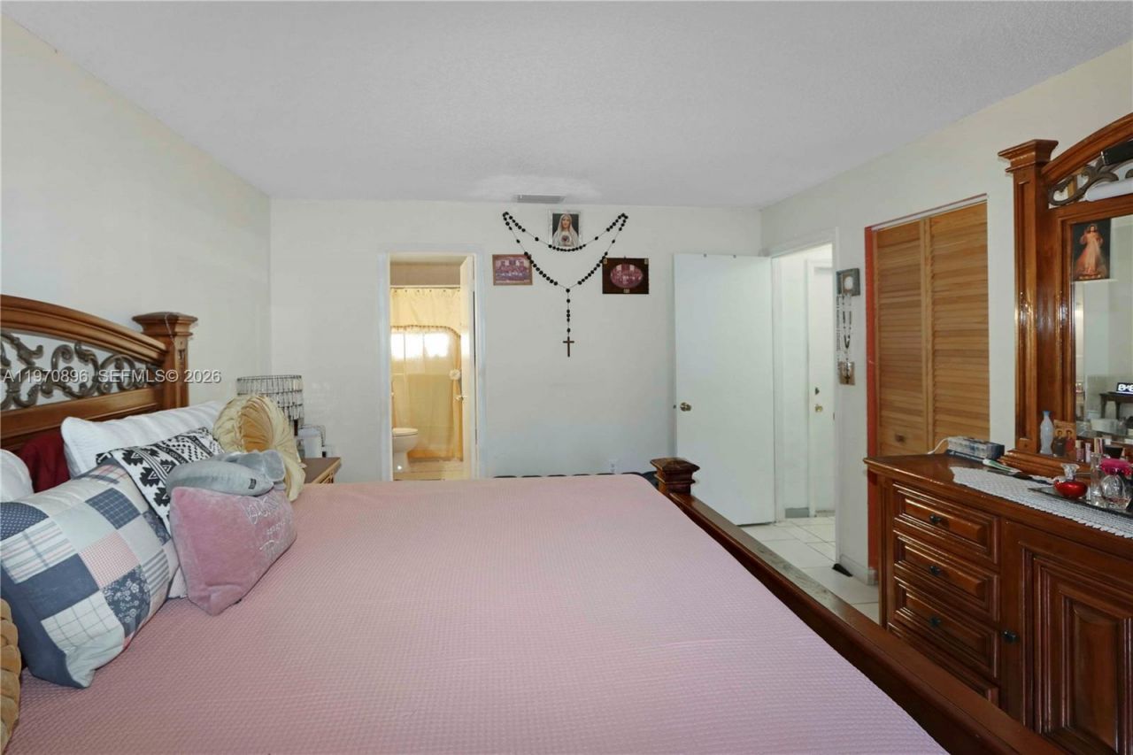 14509 SW 138th Ct , Miami, FL 33186 Photo