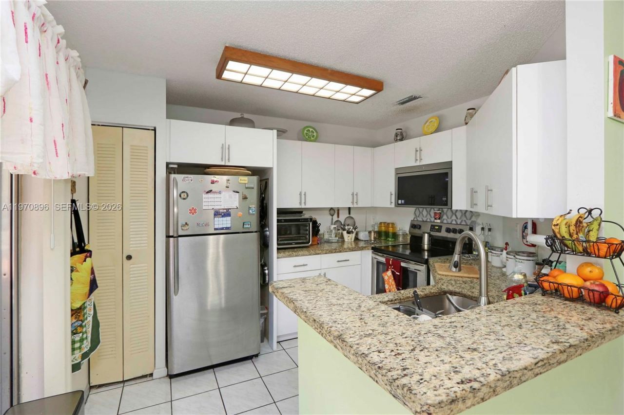 14509 SW 138th Ct , Miami, FL 33186 Photo