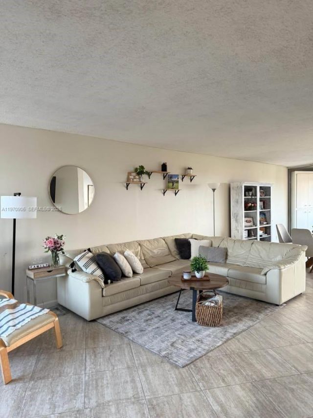 6911 Environ Blvd, Unit 8L, Lauderhill, FL 33319 Photo