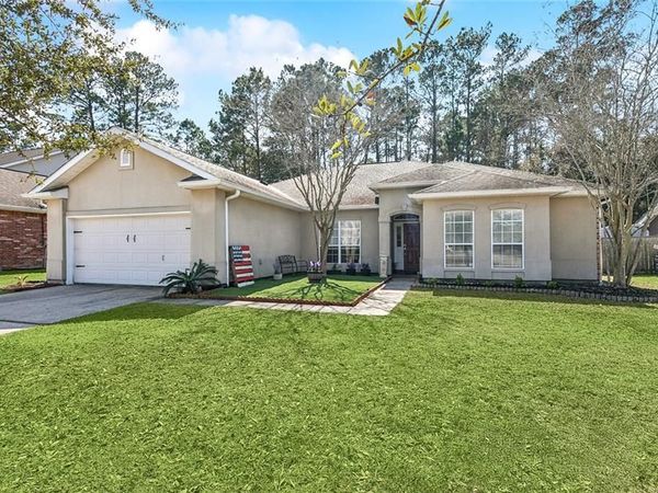 108 AUTUMN WOODS Drive, Lacombe, LA 70445