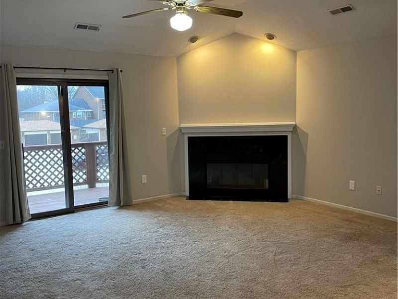 8665 W Scenicview Drive, Unit 205, Broadview Heights, OH 44147 Photo 2