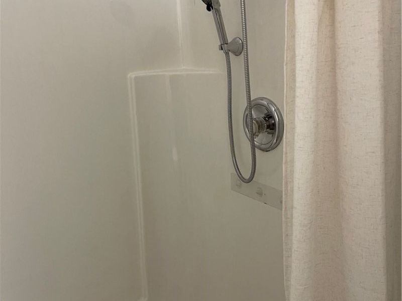 8665 W Scenicview Drive, Unit 205, Broadview Heights, OH 44147 Photo 6