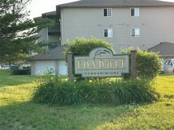 10111 Sutton Drive, Unit 3, Urbandale, IA 50322