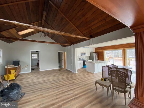 8480 BRUNGER STREET, MANASSAS, VA 20112