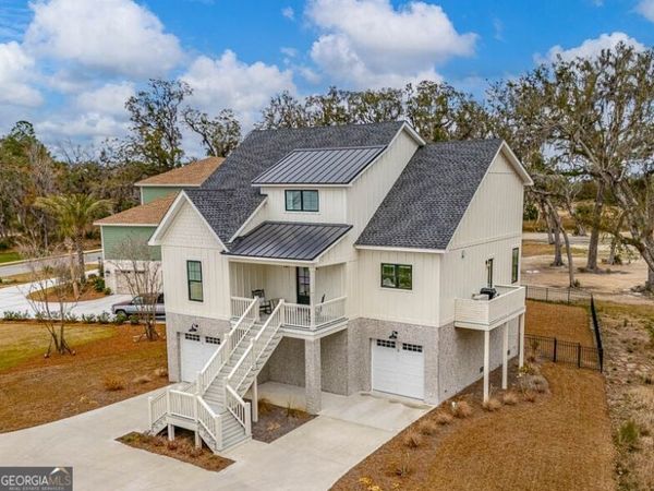 1952 Sanctuary Wynd, Waverly, GA 31565