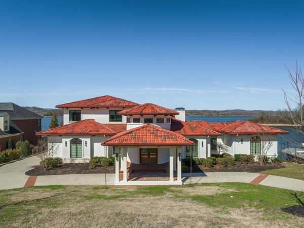 4415 Sailmaker Circle, Chattanooga, TN 37416