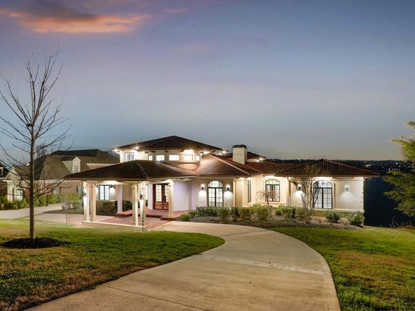 4415 Sailmaker Circle , Chattanooga, TN 37416