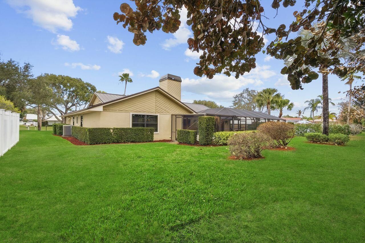 8222 SE Royal Street, Hobe Sound, FL 33455 Photo