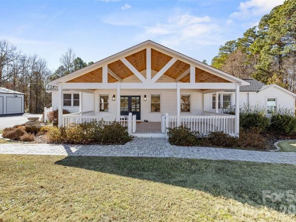 5214 Echo Valley Drive, Great Falls, SC 29055