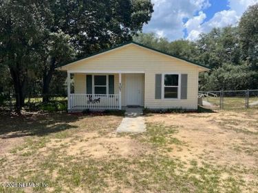 107 MILTON Avenue, Interlachen, FL 32148