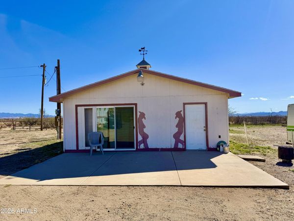 6325 S Bascom Trail, Willcox, AZ 85643