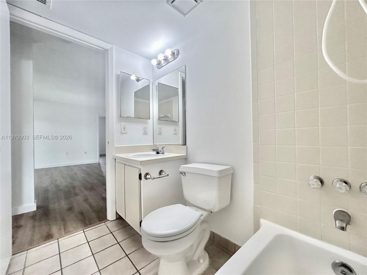 400 W Palm Cir W , Unit 201, Pembroke Pines, FL 33025 Photo