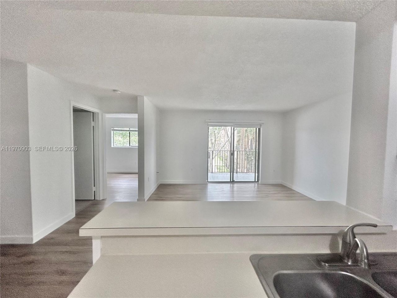 400 W Palm Cir W , Unit 201, Pembroke Pines, FL 33025 Photo