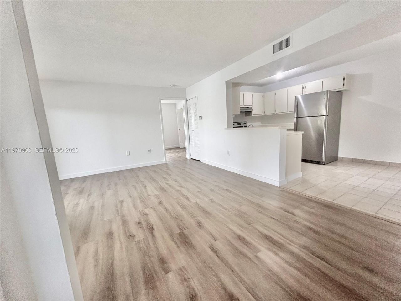 400 W Palm Cir W , Unit 201, Pembroke Pines, FL 33025 Photo