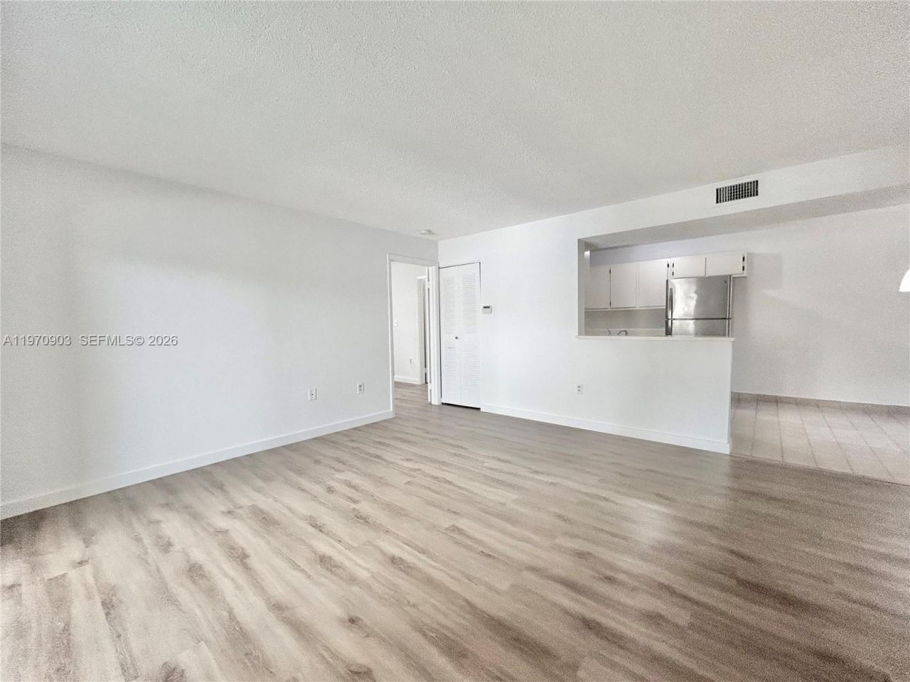 400 W Palm Cir W , Unit 201, Pembroke Pines, FL 33025 Photo