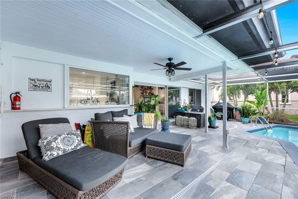 419 Pinecrest Ct, Cape Coral, FL 33904 Photo