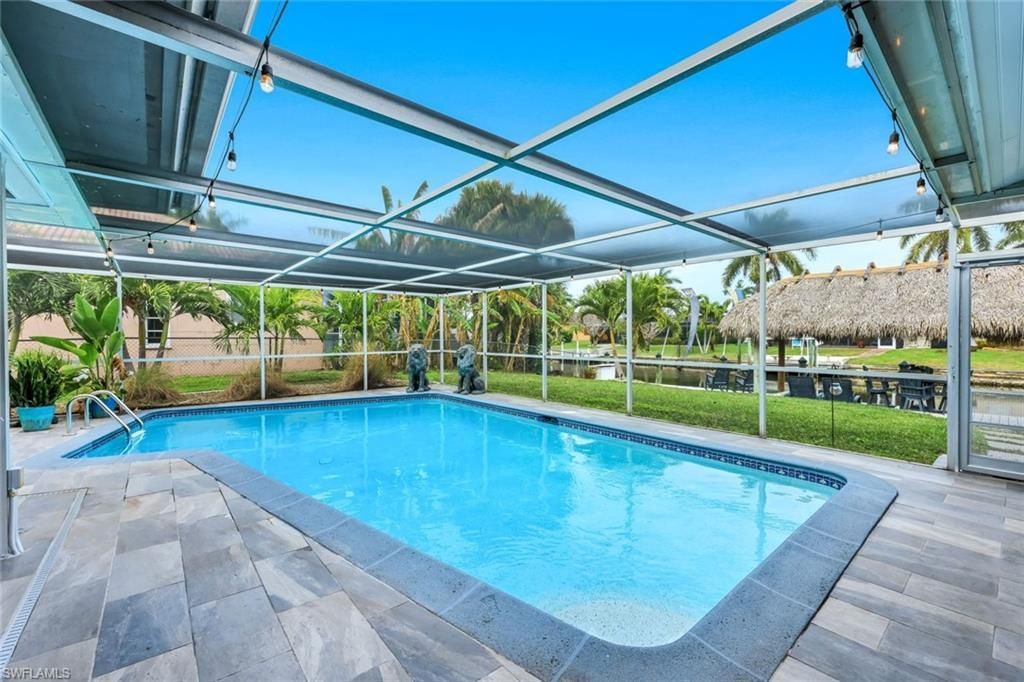 419 Pinecrest Ct, Cape Coral, FL 33904 Photo