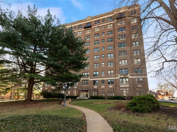 3438 Russell Boulevard, Unit 604, St Louis, MO 63104