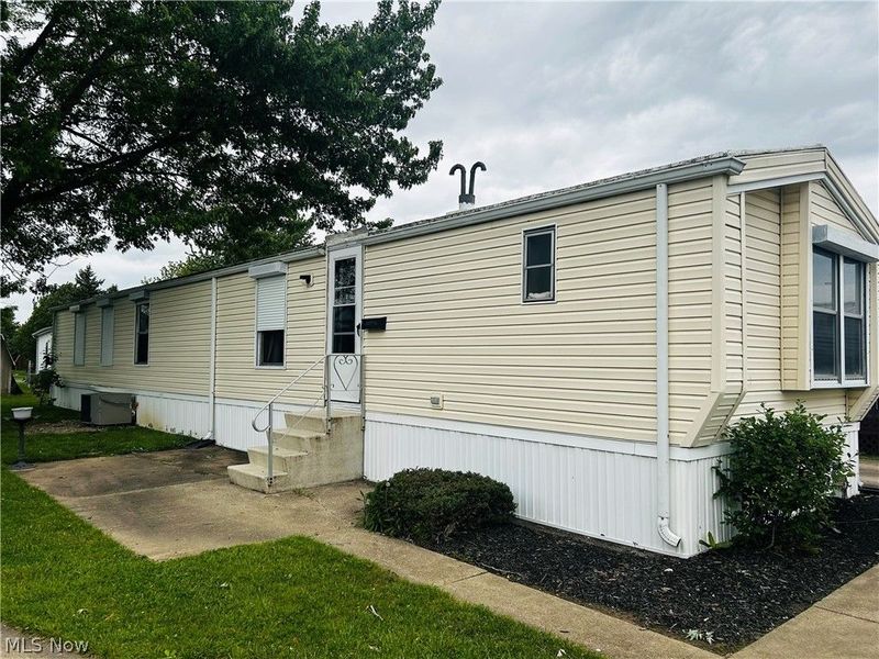 1517 Lady Anne, Streetsboro, OH 44241 Photo 2