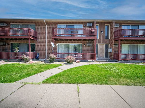 553 N Carroll Parkway, Unit 1D, Glenwood, IL 60425