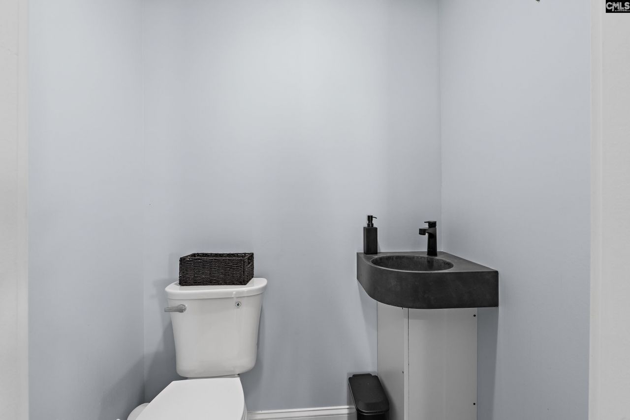 5214 Echo Valley Drive  Photo 31