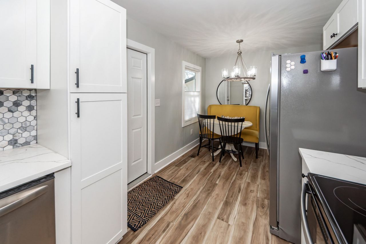 1511 Larry Street Photo 16