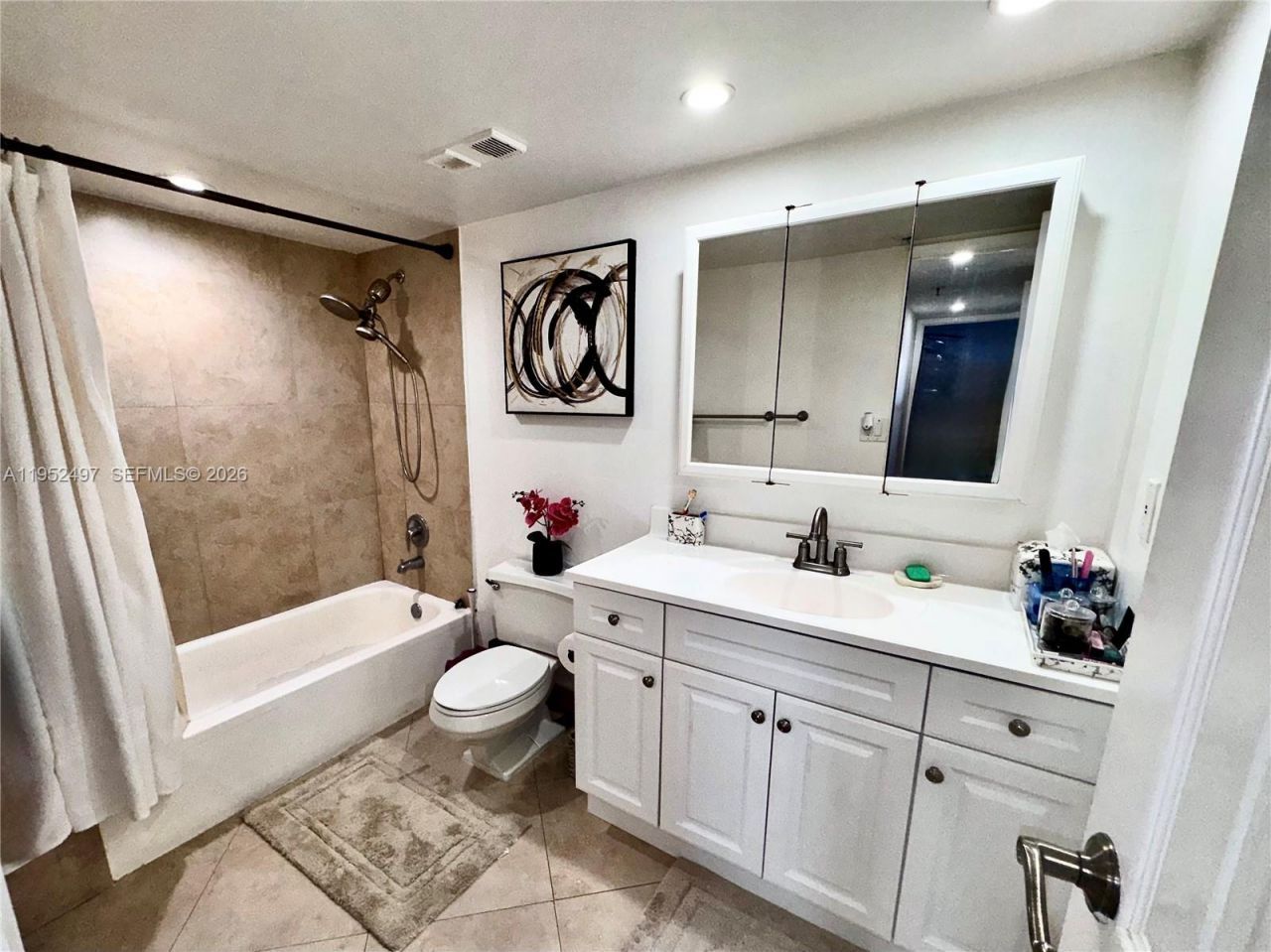 2401 Collins Ave, Unit 509, Miami Beach, FL 33140 Photo