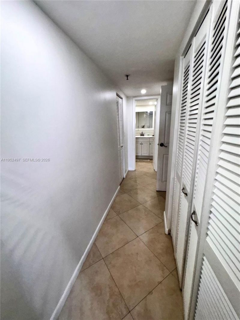 2401 Collins Ave, Unit 509, Miami Beach, FL 33140 Photo