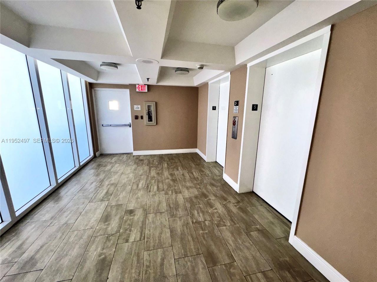 2401 Collins Ave, Unit 509, Miami Beach, FL 33140 Photo