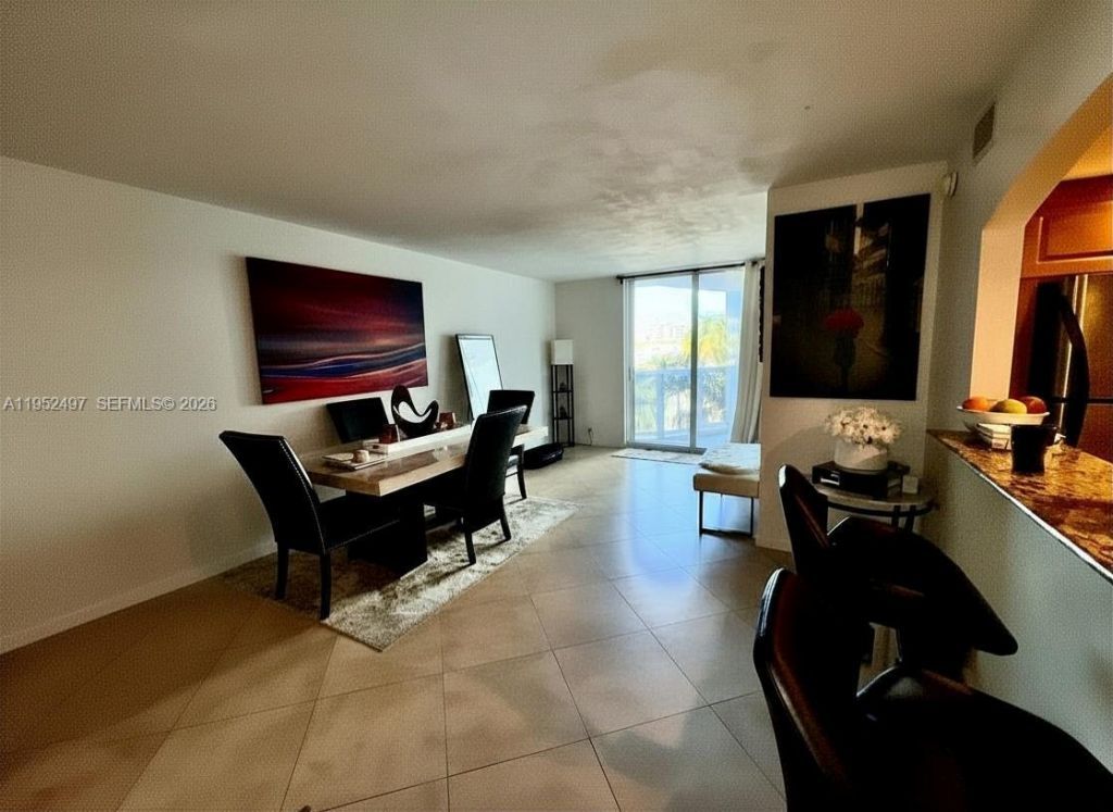2401 Collins Ave, Unit 509, Miami Beach, FL 33140 Photo